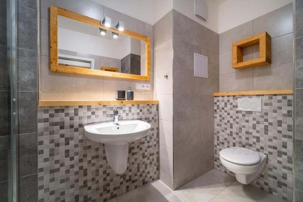 Private Cozy And Quiet Apartment Lipno nad Vltavou Eksteriør billede