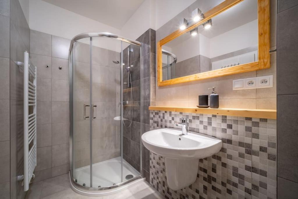 Private Cozy And Quiet Apartment Lipno nad Vltavou Eksteriør billede